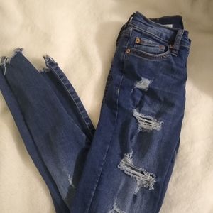Aero Distressed croped Jeans